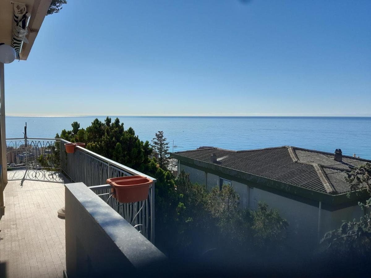 Bressa De Ma Affittacamere, Room & Breakfast Pietra Ligure Eksteriør bilde