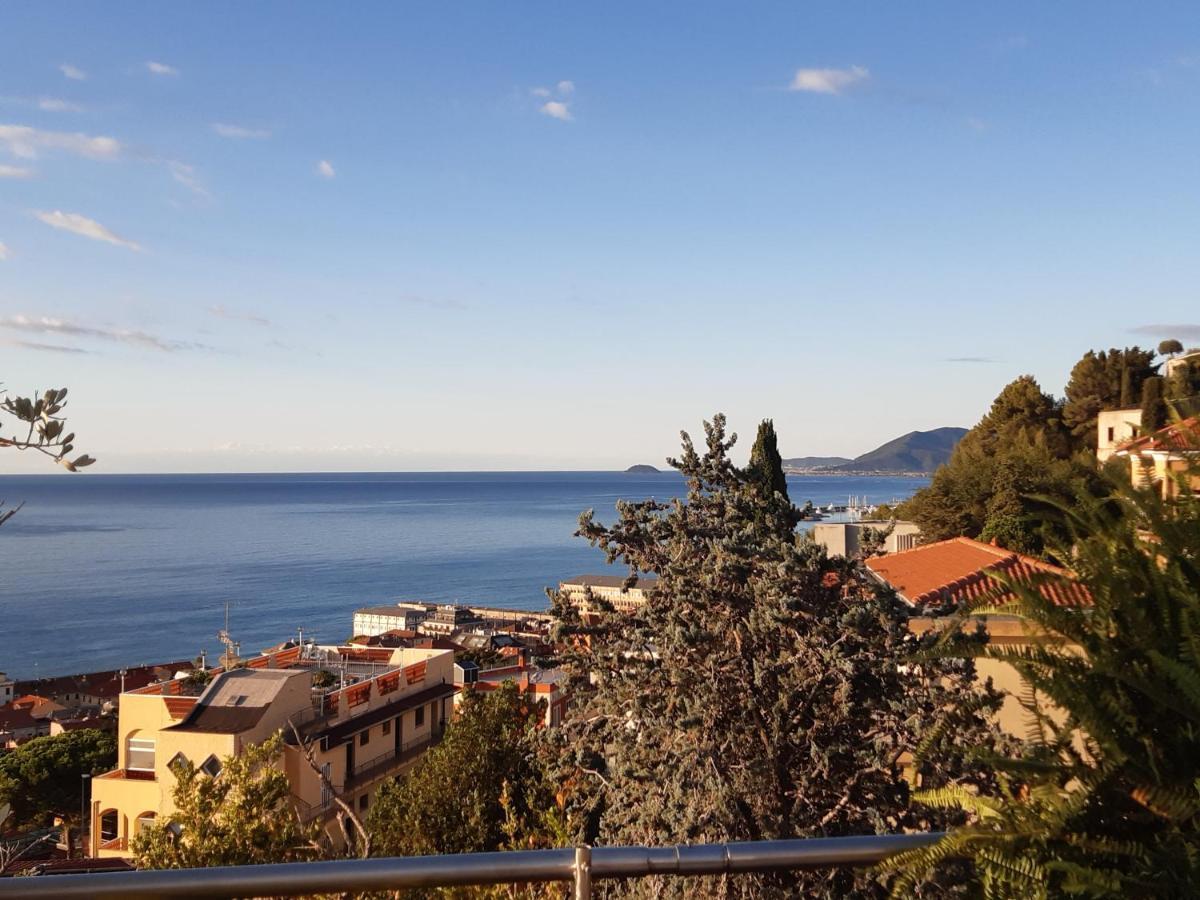 Bressa De Ma Affittacamere, Room & Breakfast Pietra Ligure Eksteriør bilde