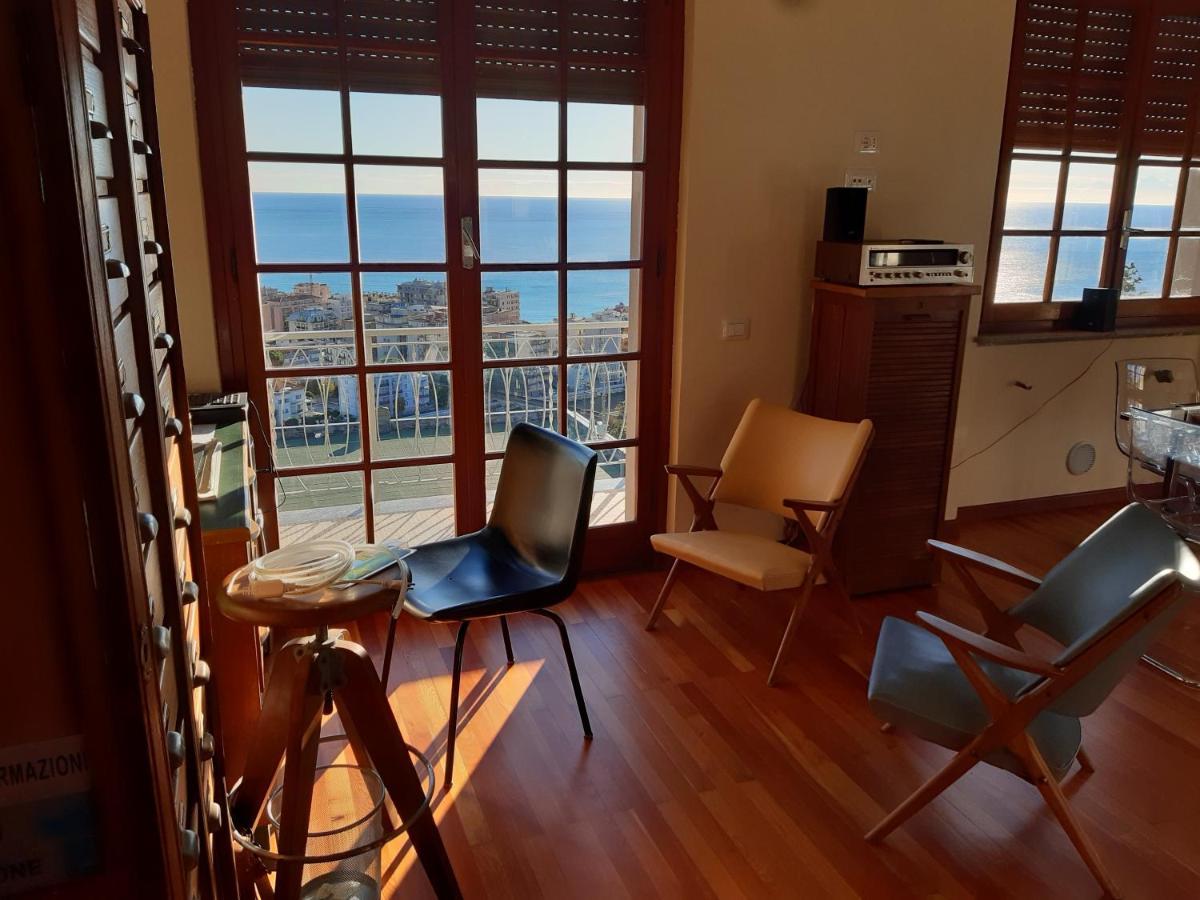 Bressa De Ma Affittacamere, Room & Breakfast Pietra Ligure Eksteriør bilde