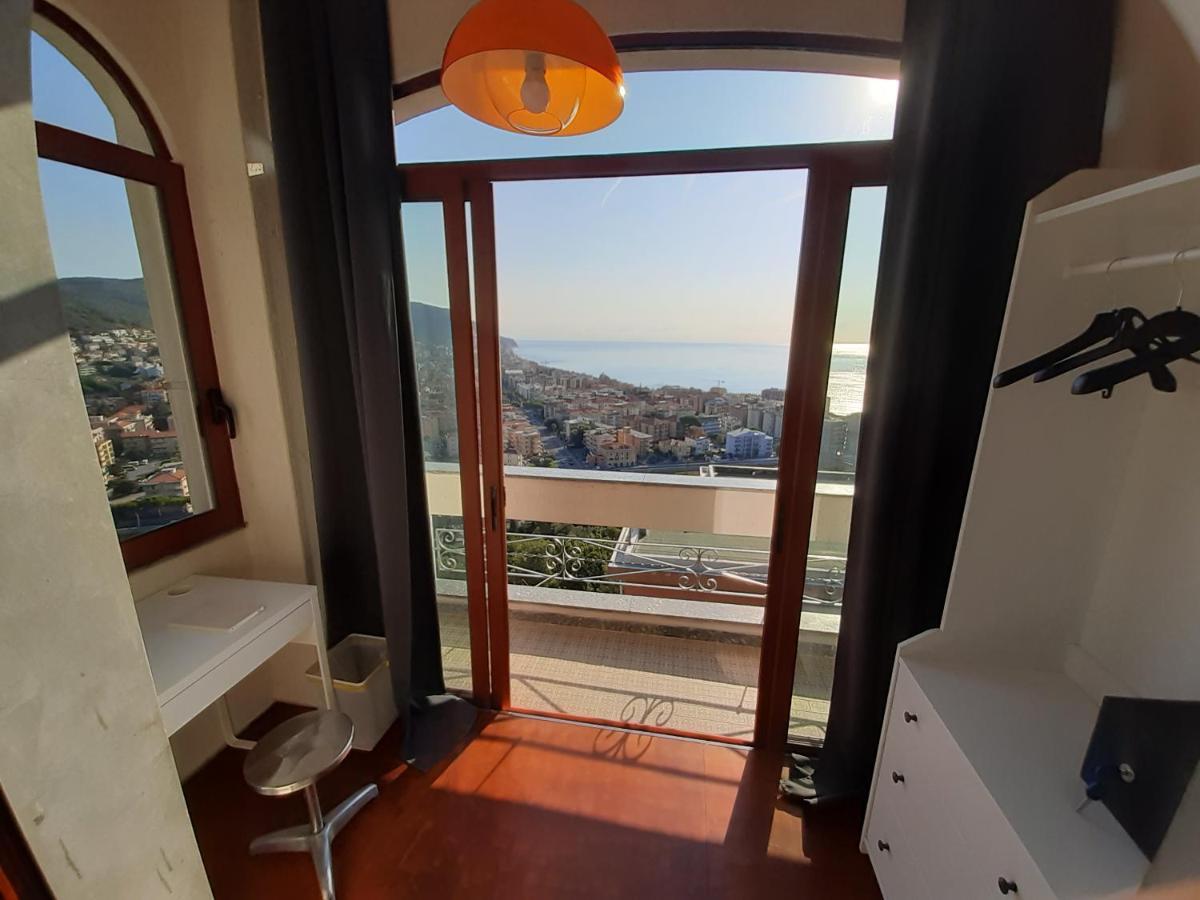 Bressa De Ma Affittacamere, Room & Breakfast Pietra Ligure Eksteriør bilde