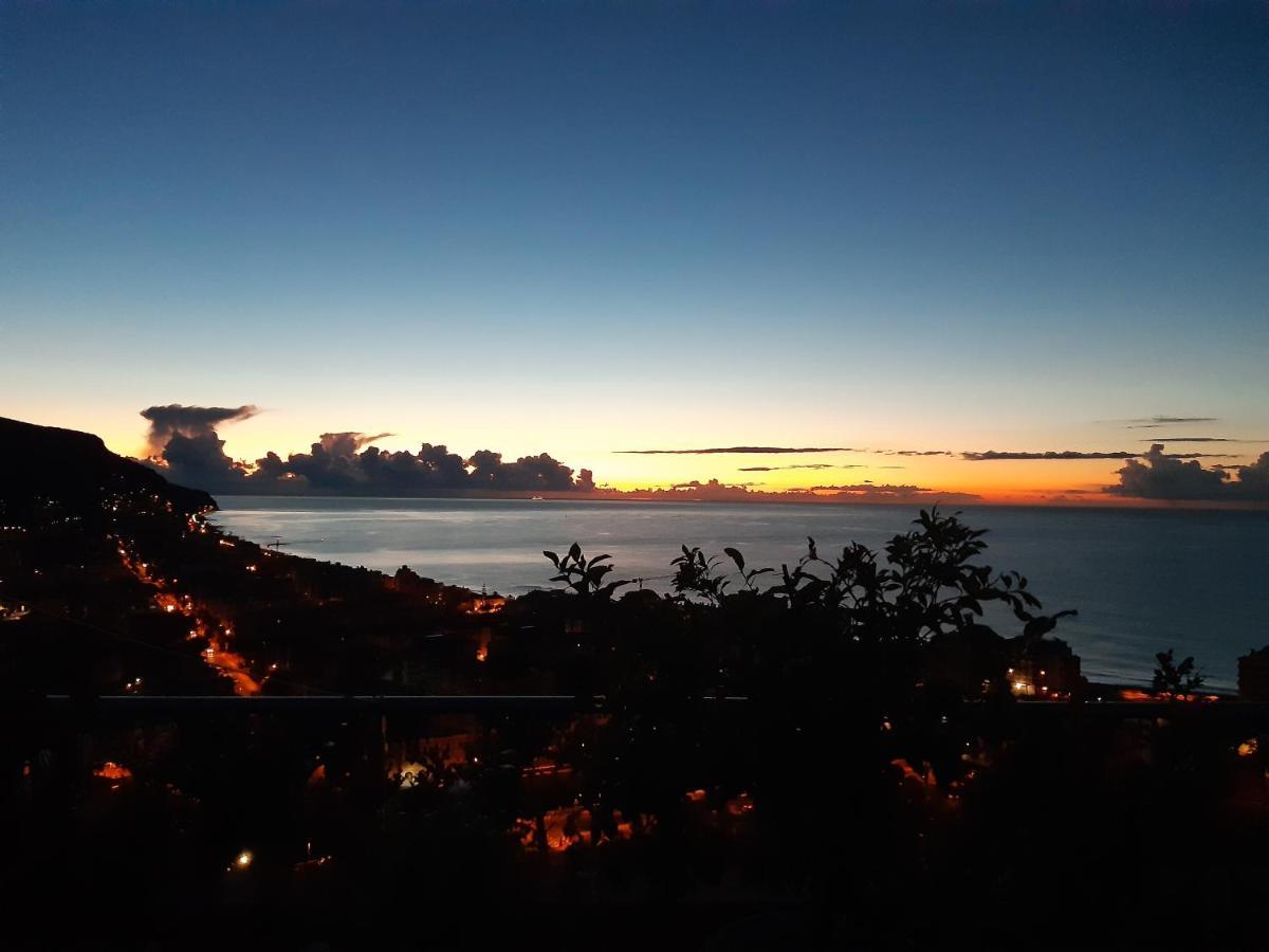 Bressa De Ma Affittacamere, Room & Breakfast Pietra Ligure Eksteriør bilde